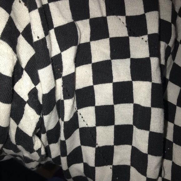 VOLCOM black and white check size small ladies knit top MOD - Picture 15 of 17